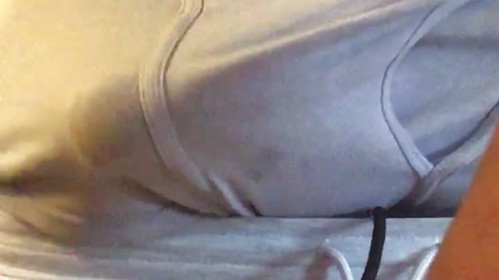 trim,F5F7E42F-4CB1-437F-BCC4-1730691833B9 - відео від вебкаммоделі camvmatt