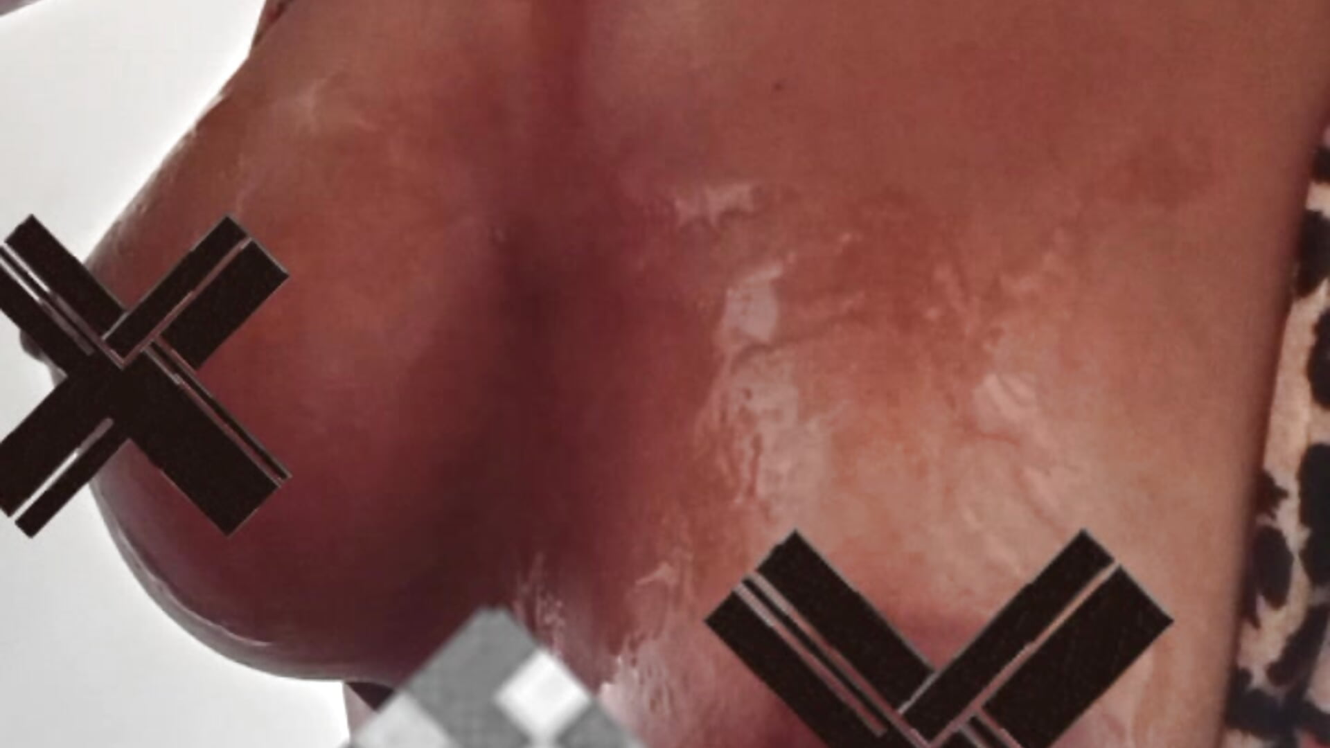 Cum on my tits  💦esperma nos meus peitos 💦 - video by ElisaBoyer cam model