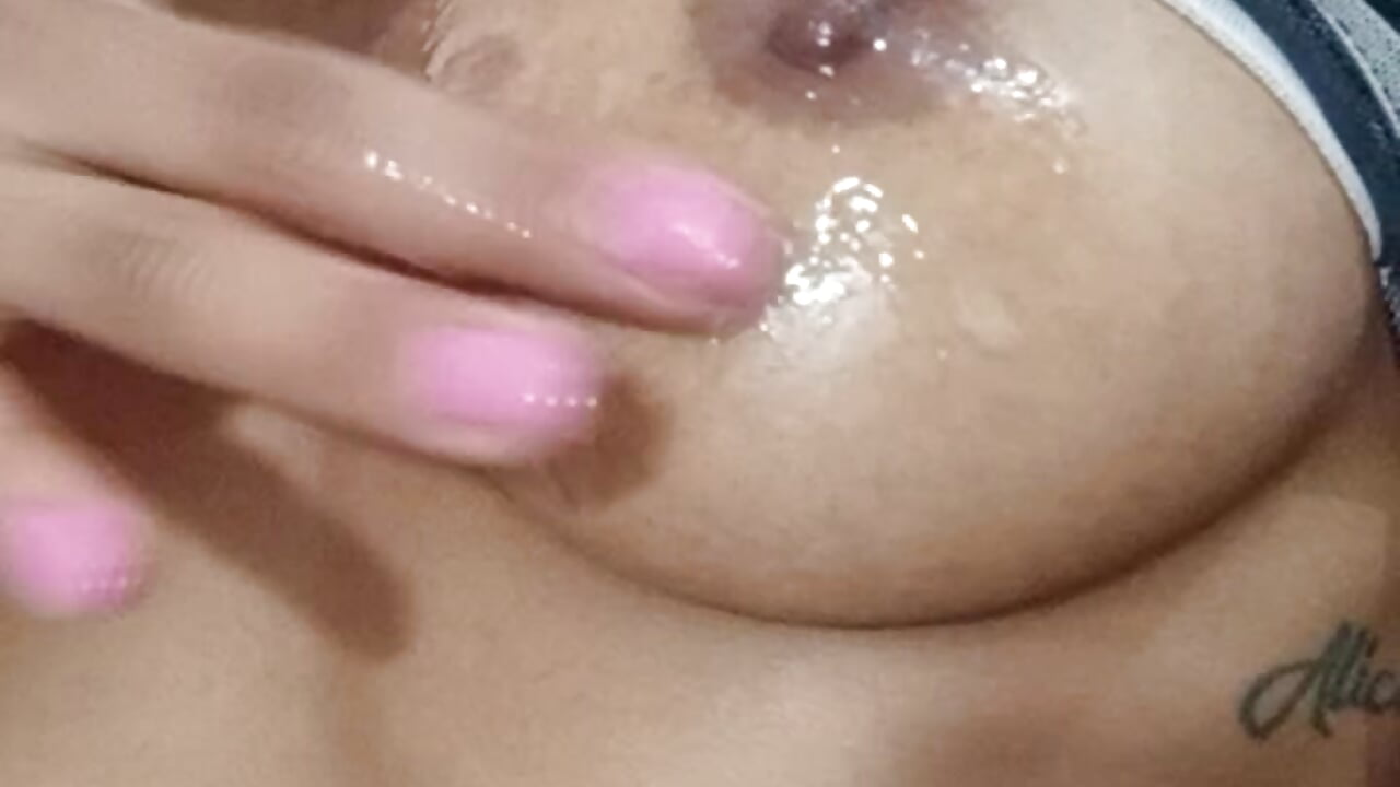 Cum on my tits  💦esperma nos meus peitos 💦 - video by ElisaBoyer cam model
