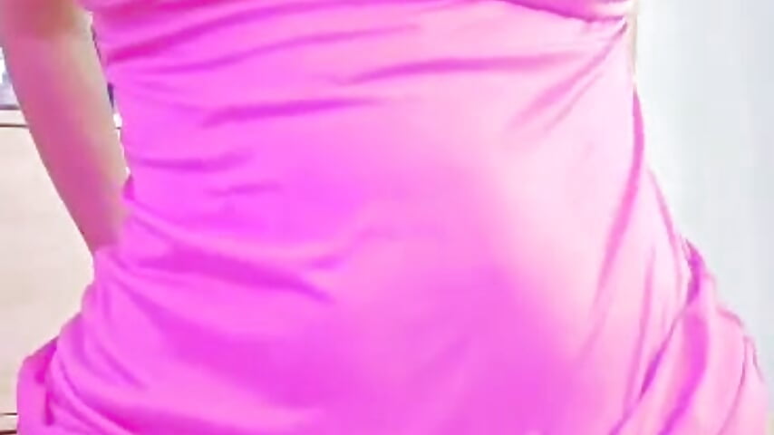 Riding a dildo, in pussy – video af DeepDora