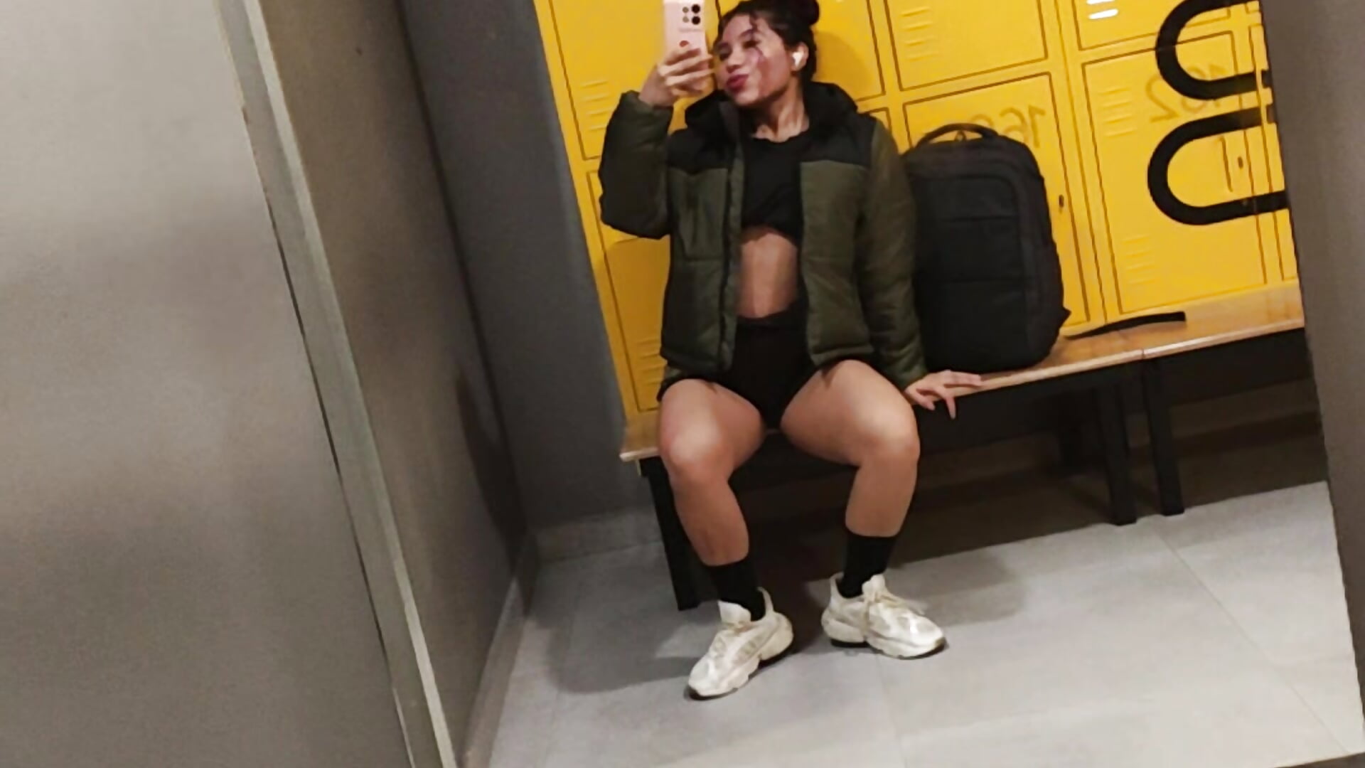 ♥️💪❤️‍🔥. - วิดีโอโดย kyliejenner_hot โมเดลแคม