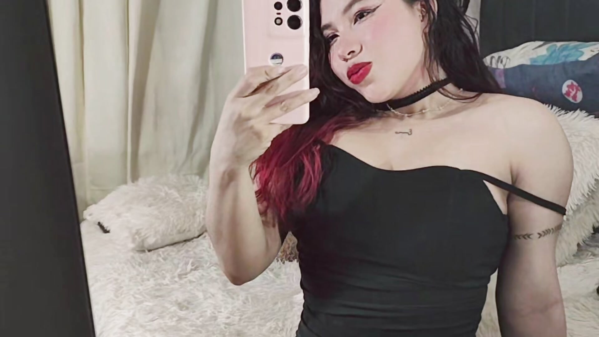 🌜🖤... - video by kyliejenner_hot cam model