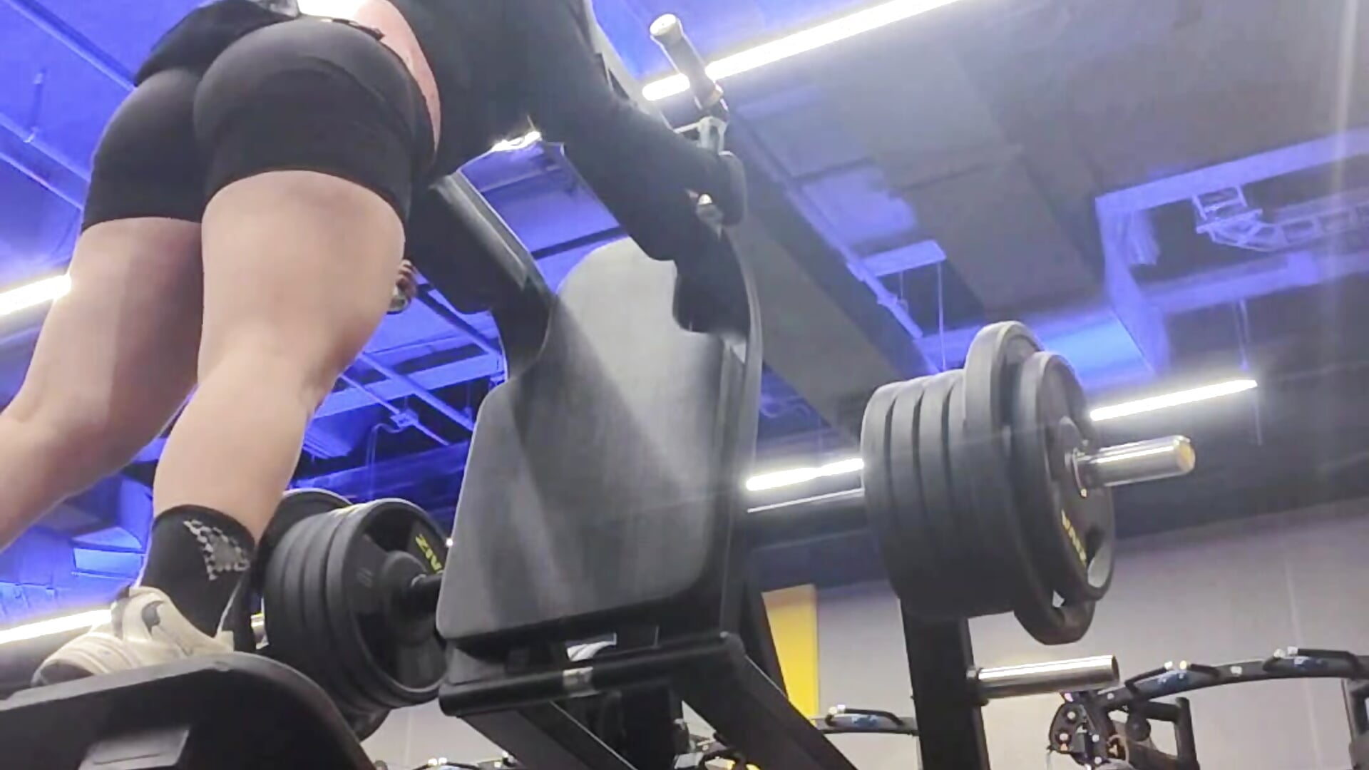 💪🍑❤️‍🔥 - video di kyliejenner_hot modella di cam