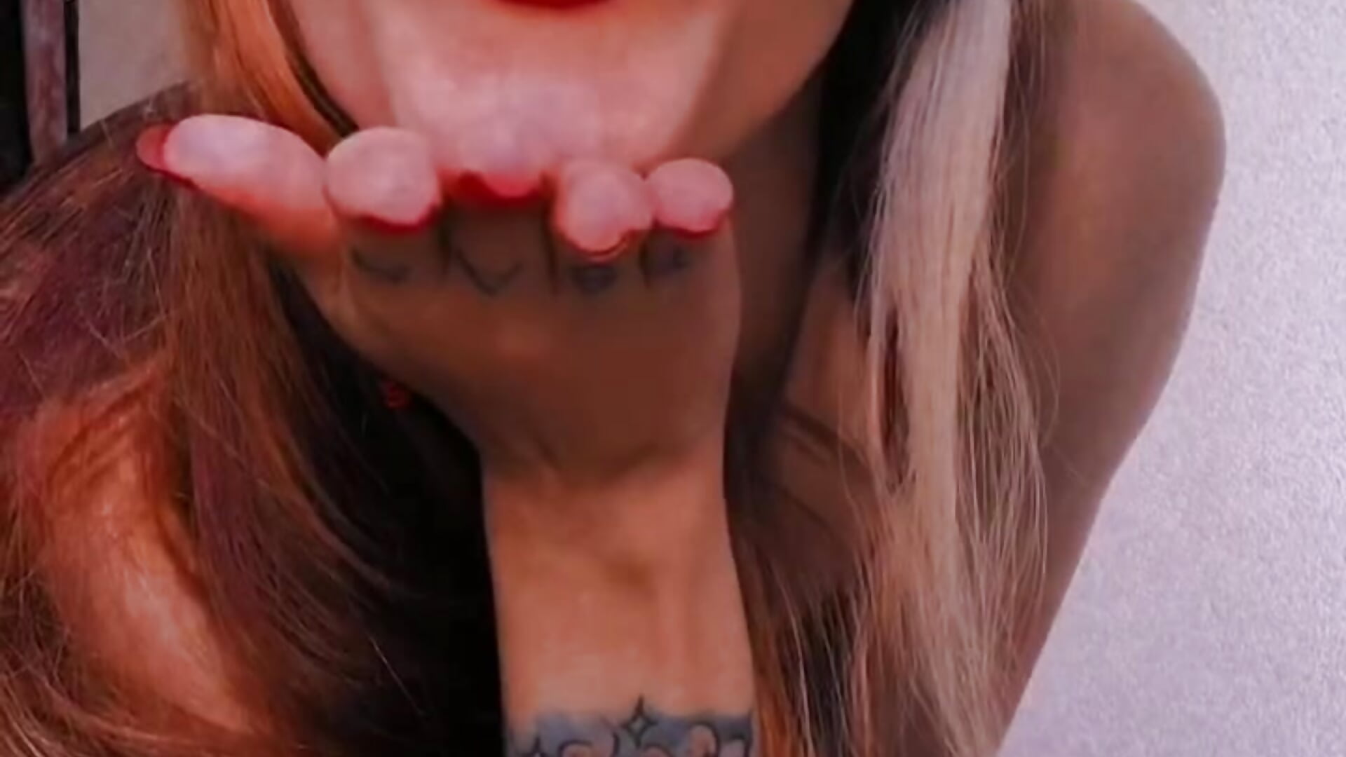Xoxo 💋 – video af SatanicCandy_