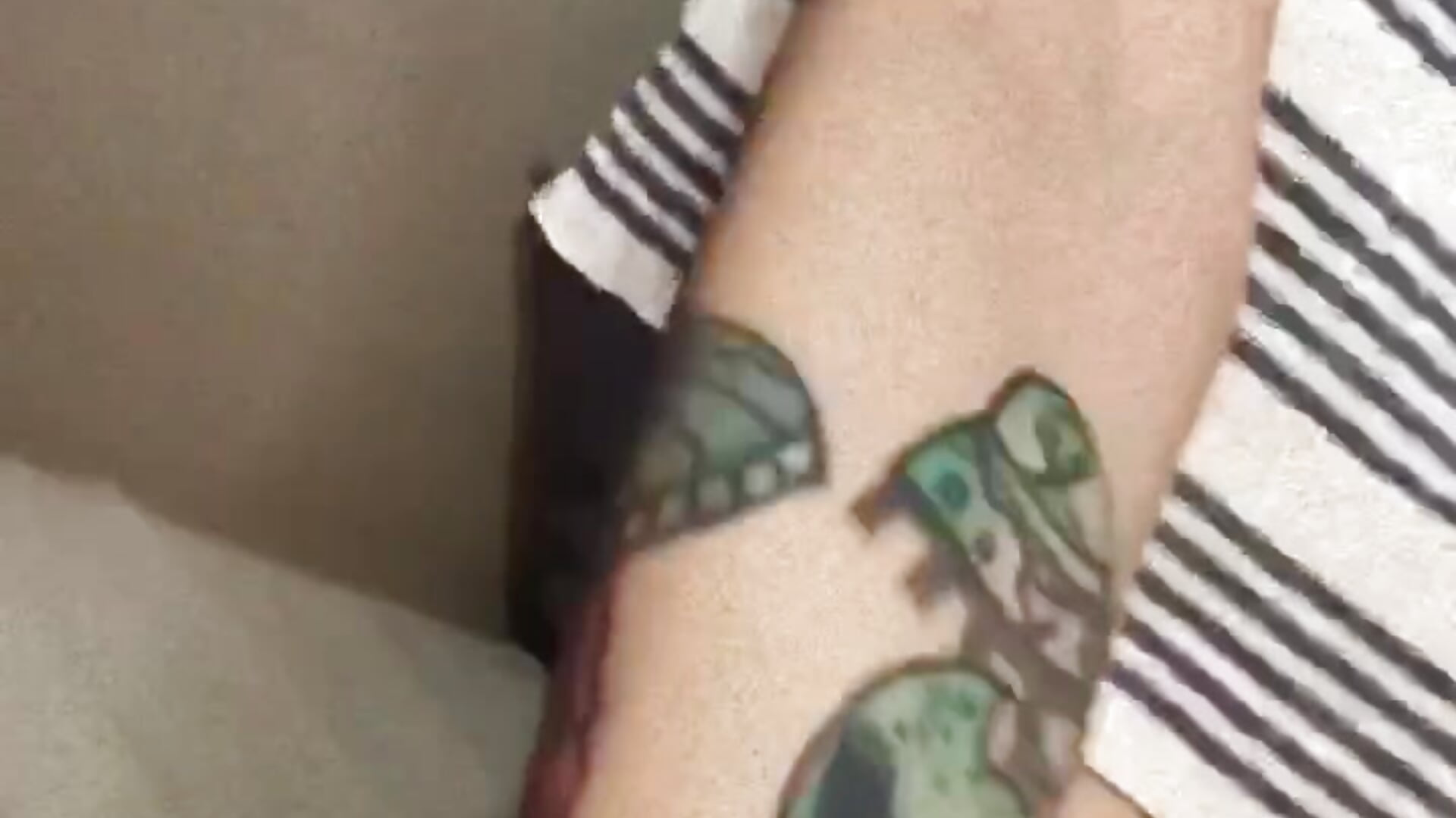 Get to know my tattoos 💭 – video af SatanicCandy_