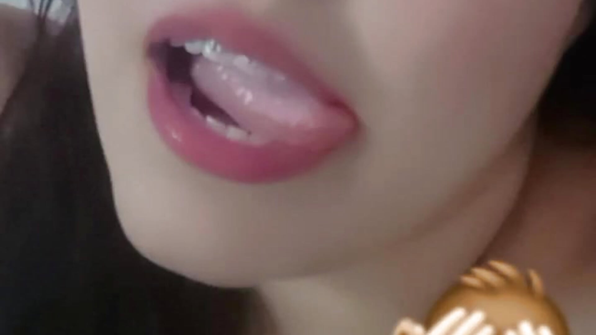 FB_VID_4073565726469586359 - video by hotadele4you cam model