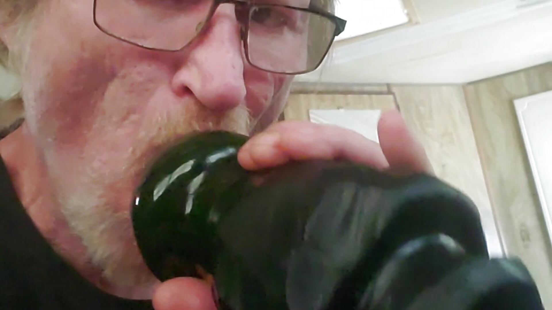 20260104_105808 - video by Horneymalelooking