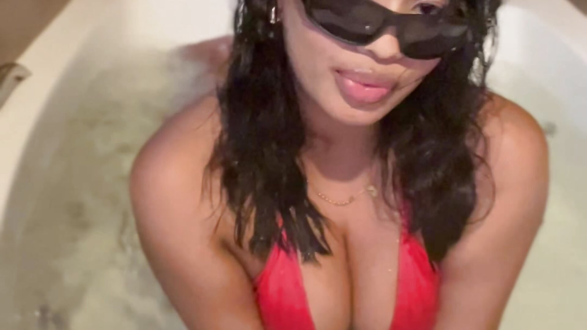 Come with me😈💦 - vídeo de PamelaCruz1