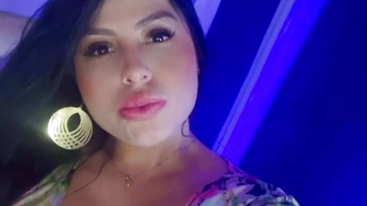 WhatsApp Video 2023-02-03 at 8,04,26 PM - video by DaniRiosss cam model