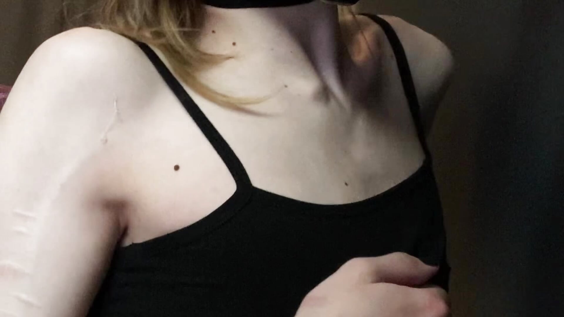 Drool while sucking big dildo - video by bambii_babee cam model