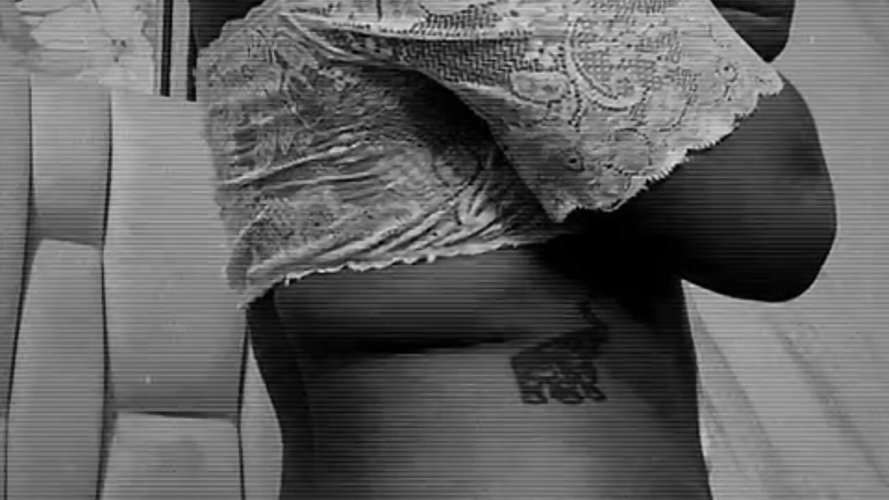 Nake me😈 - video by Hannagarces cam model