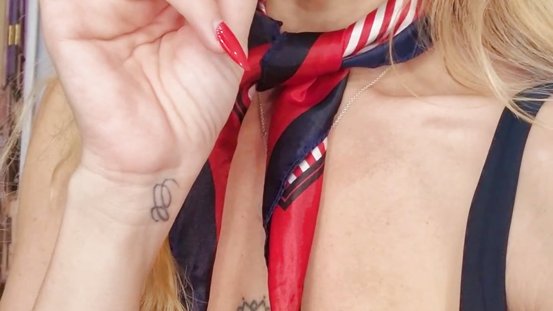 Lollipop - video by LinaCart cam model