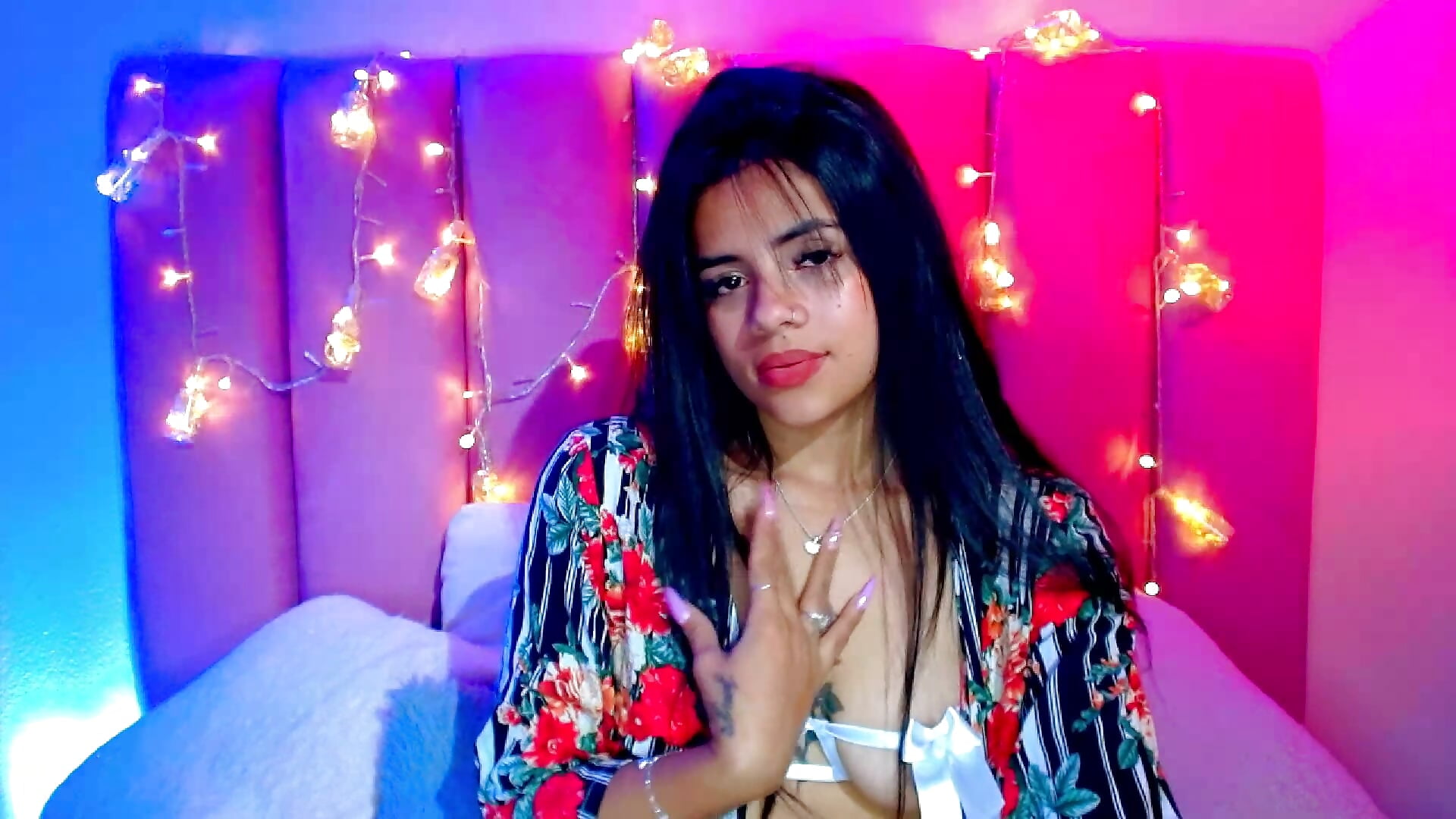 Jiahbel Skype - SkyPrivate Girl Profile & Live Cam Show SkyP