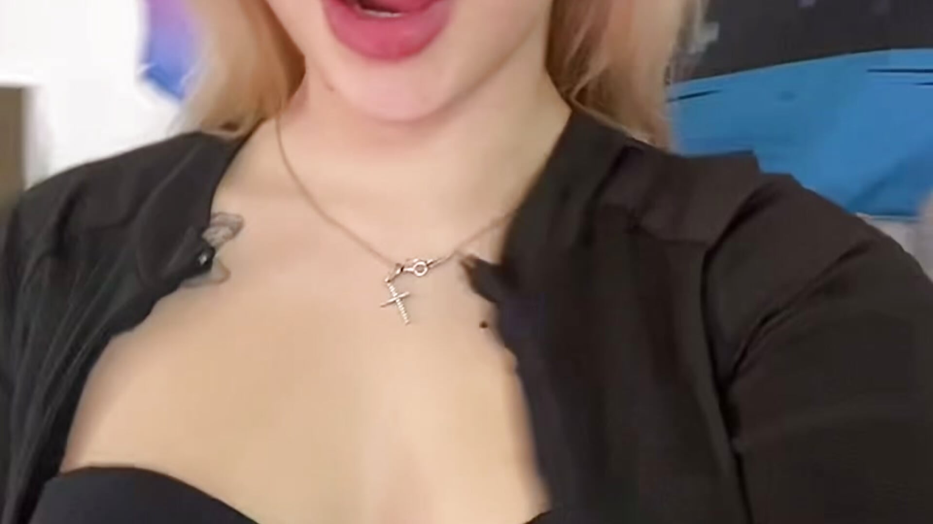 naughty kitty - video by Mery__Mars cam model