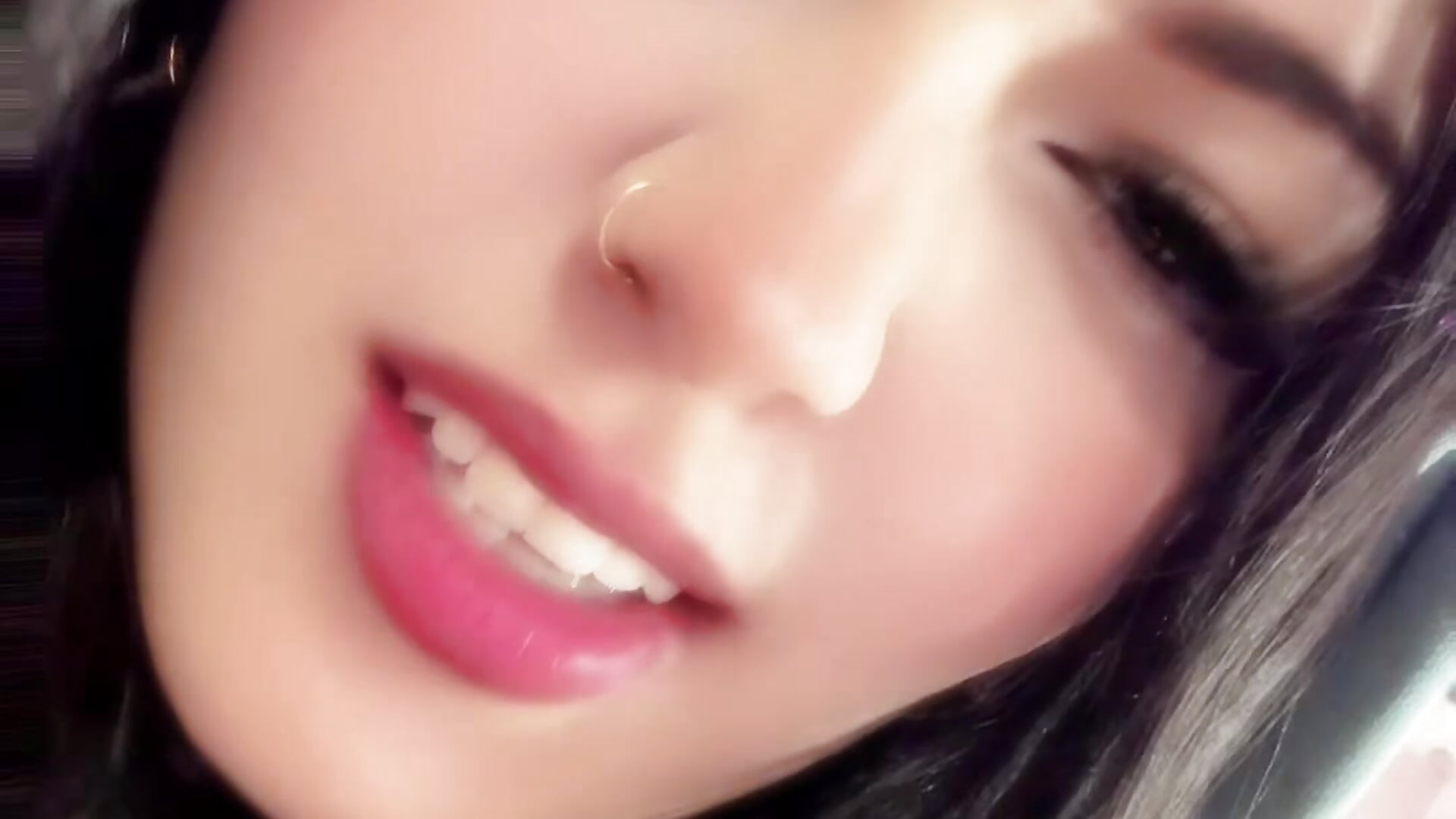 🤭 – video modela na kameri kharla_01
