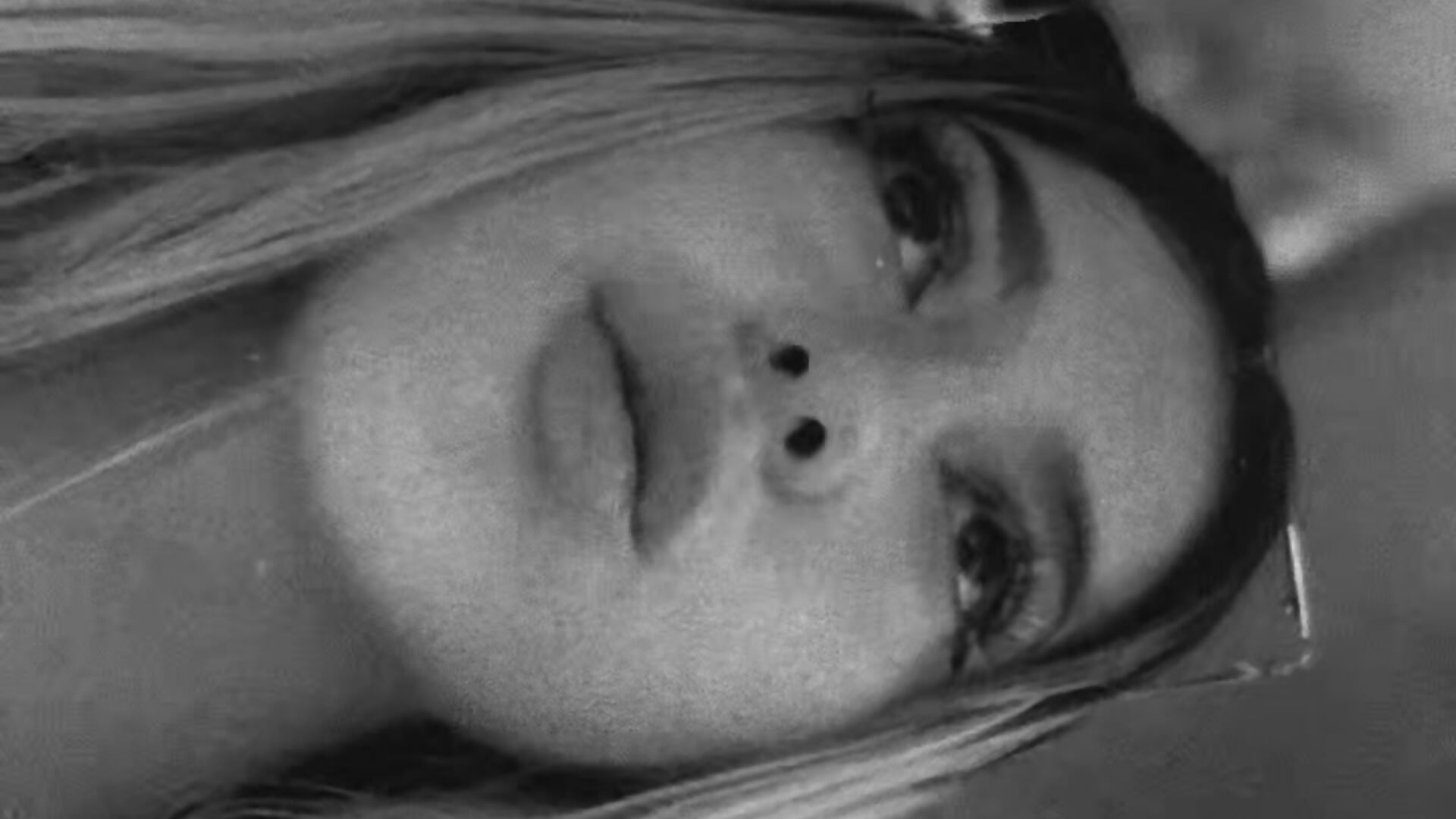 🫀 - video oleh model kamera eva-2023