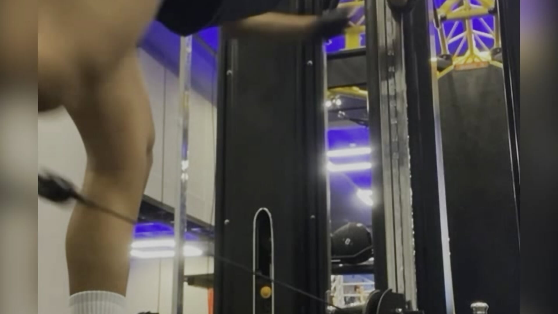 Trained 🍑 - video by tina_olsen07 cam model