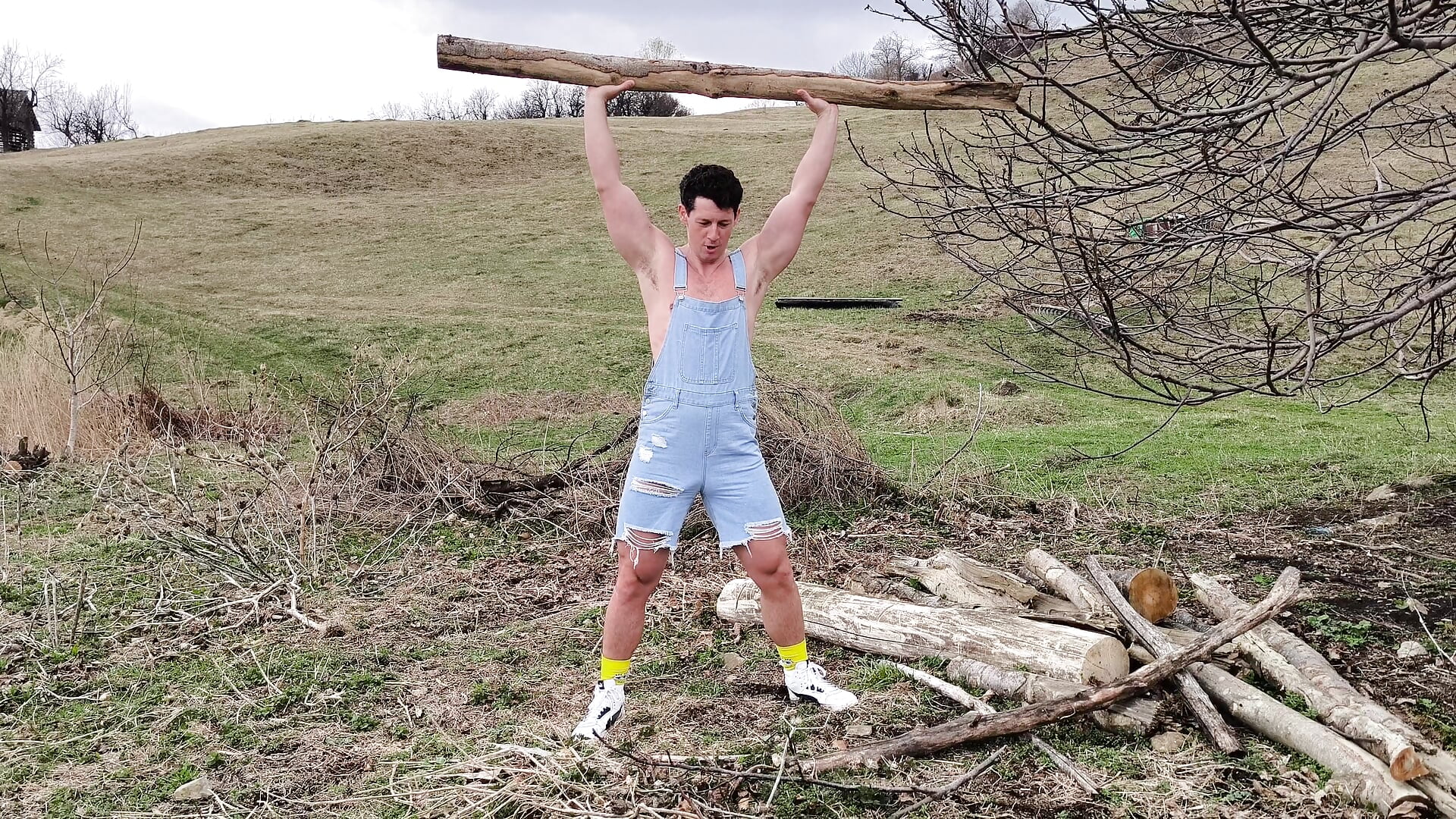 Some of you asked me about an outdoor quick workout, well here it is... Enjoy ;)－カメラキャストのBrutusK08の動画