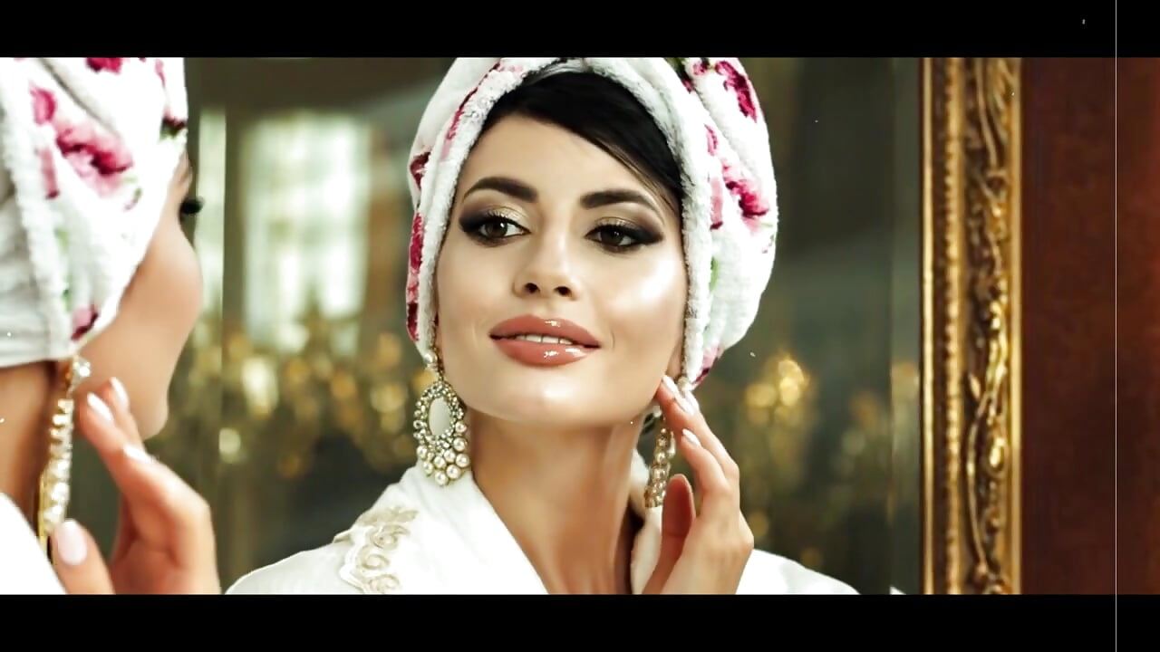 ai art - StunnigArt adlı kamera modelinin videosu