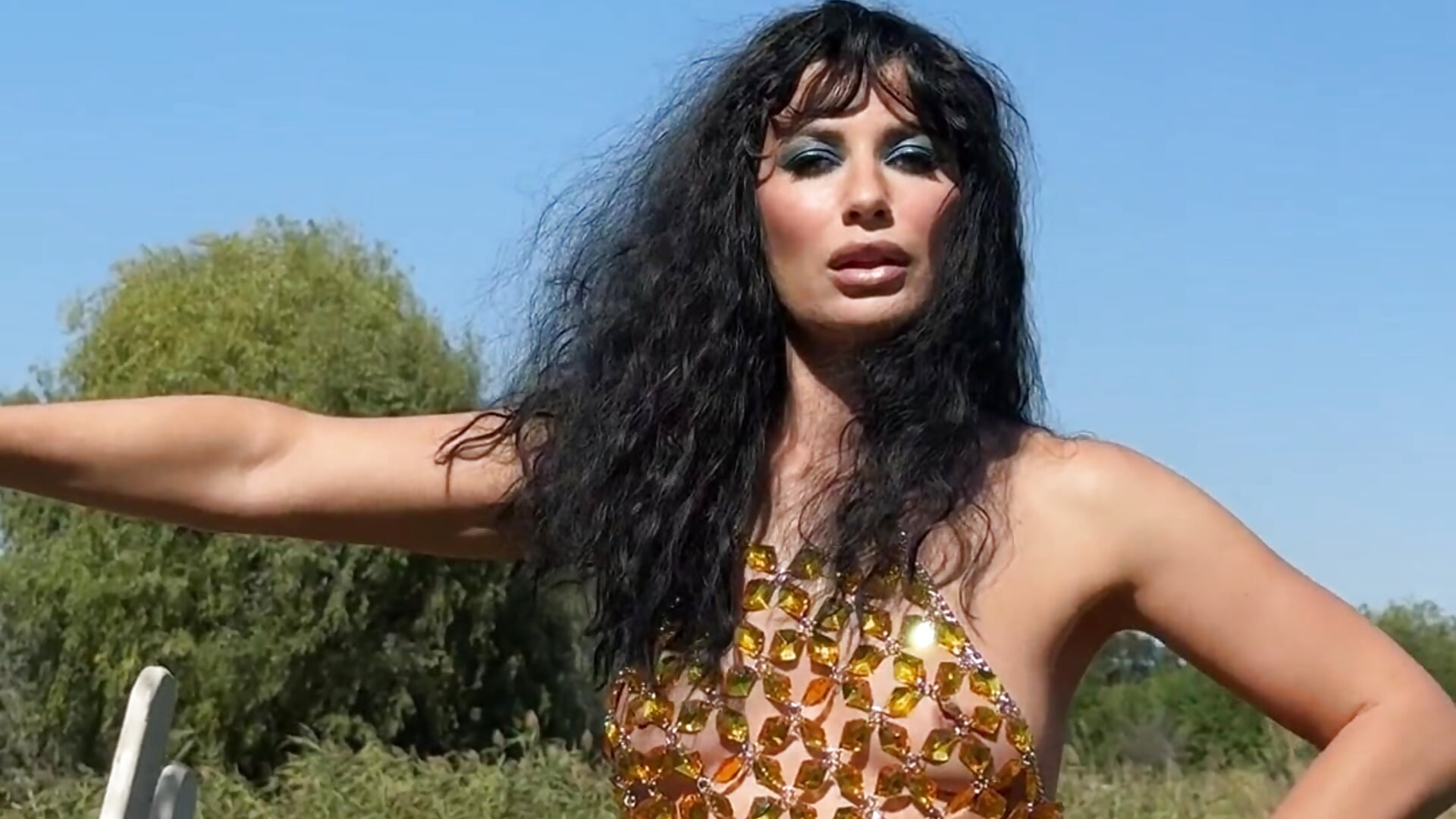 4 - StunnigArt adlı kamera modelinin videosu