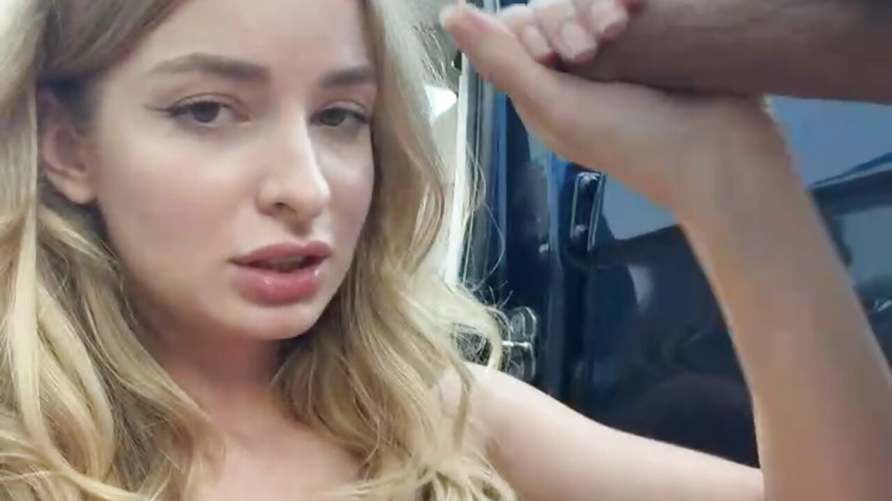 Giving stranger „Alex“ a handjob til he gives me huge facial 🤤💦