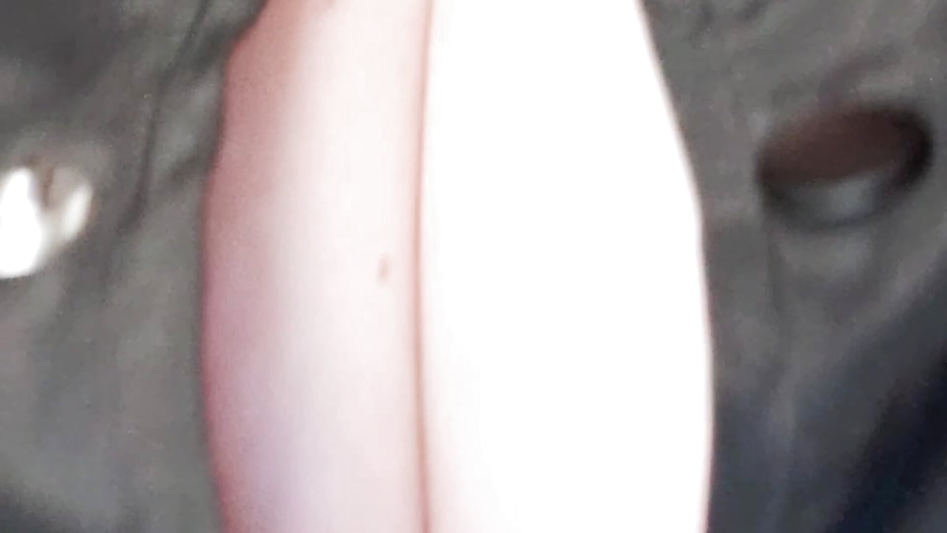 ))) - video av AmoreeAnett cam-modell