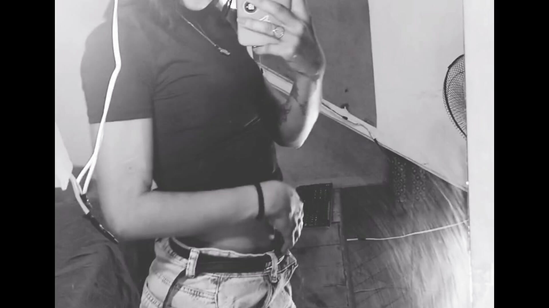 InShot_20230928_234101691 - video by helenmaya cam model