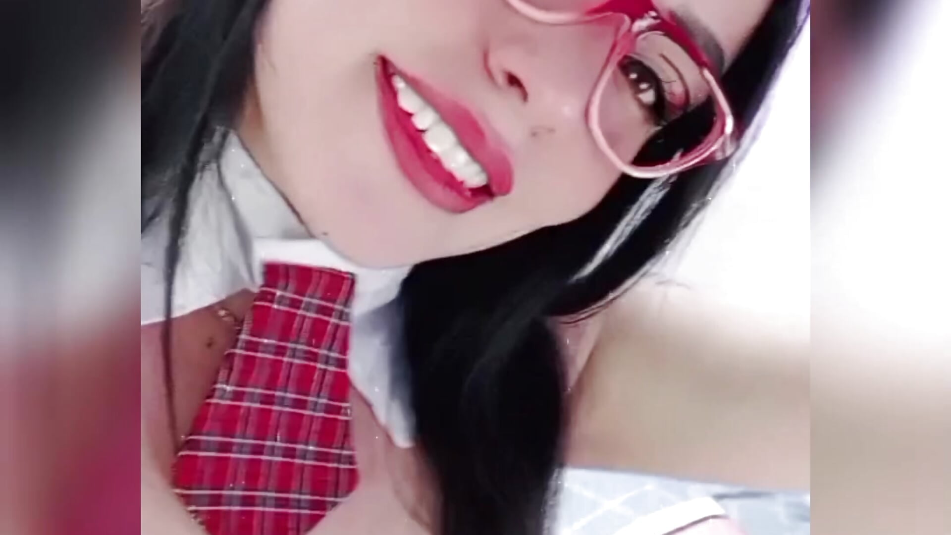 your student - video by im_marianaG cam model