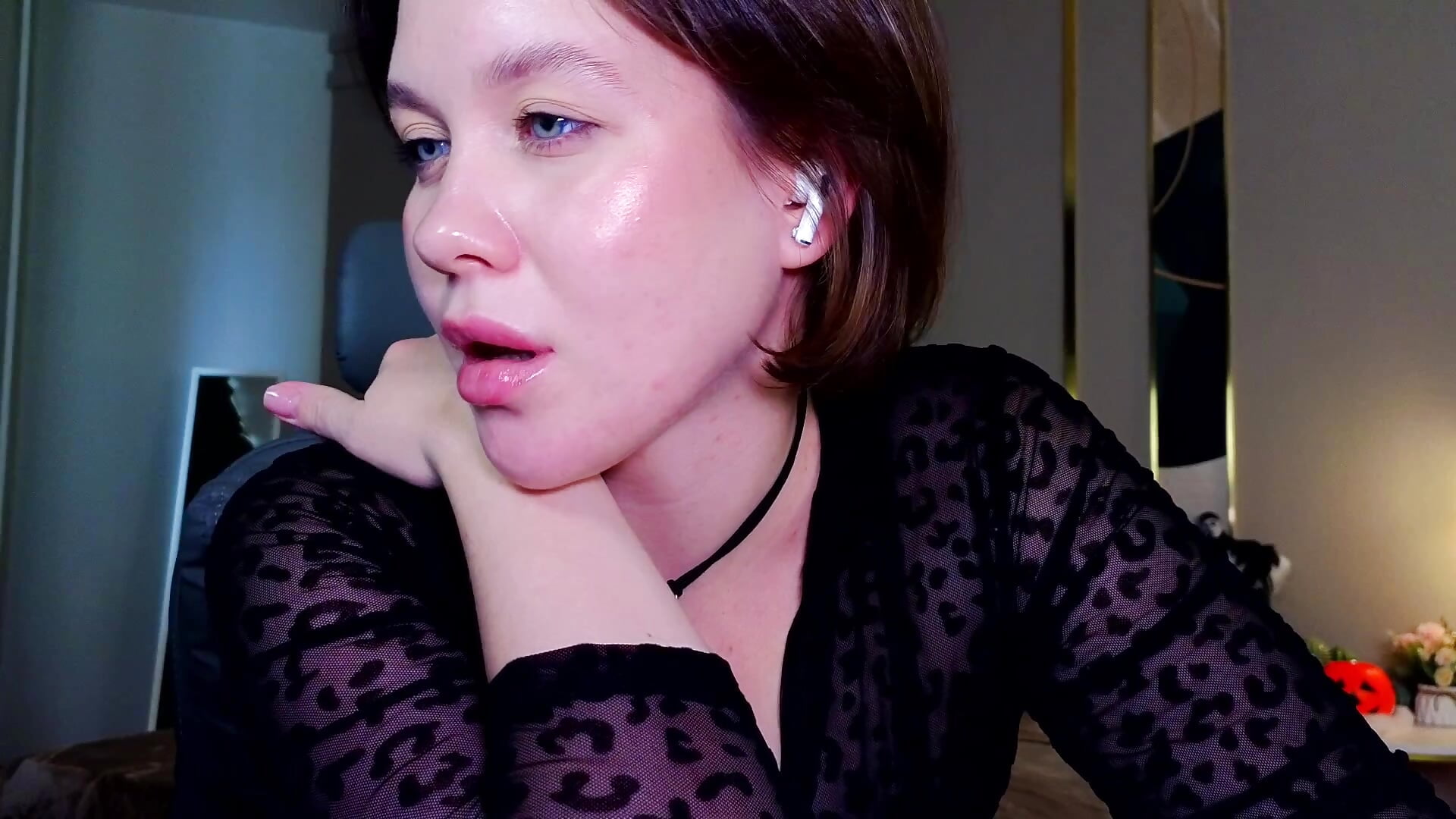 C'MON, BOY, TAKE OUT YOUR FUCKING DICK AND ENJOY - βίντεο μοντέλου katy__moonj