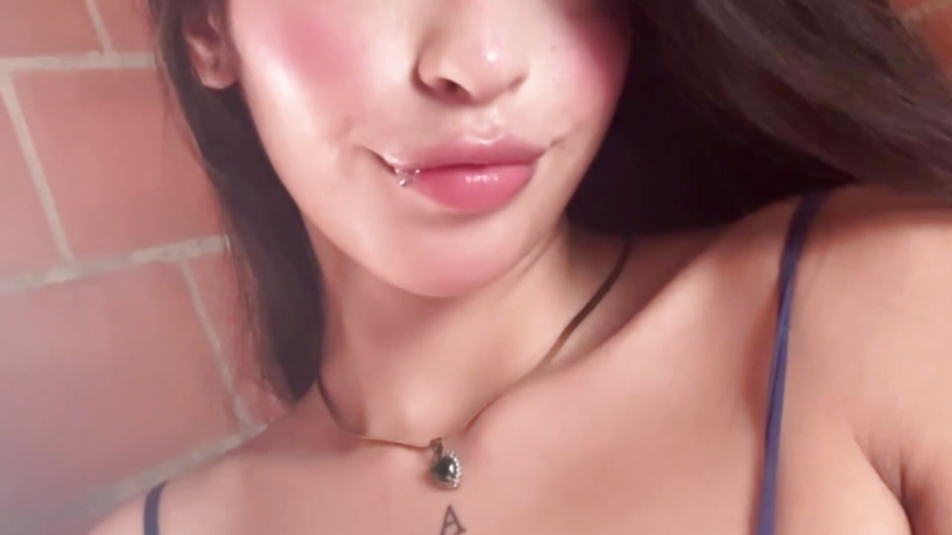 Ámate👑 - video by Missa_Anny cam model