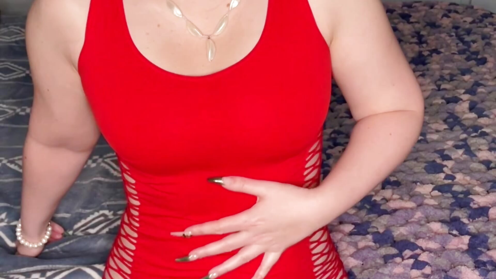 Red Dress Vibrator Cum Show - video của người mẫu cam NemesisXSky