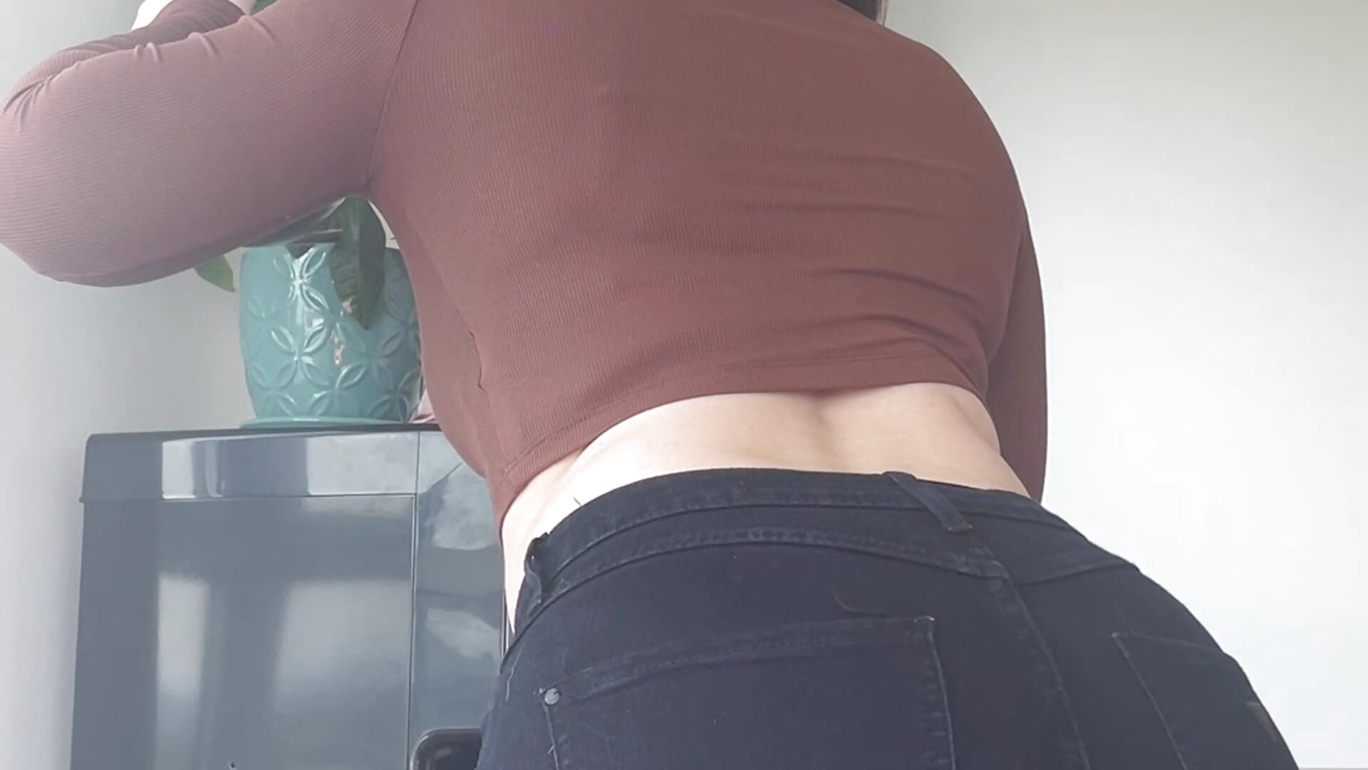 Hydrated girls have more fun 💦🌿 did you drink enough today? - video của người mẫu cam NemesisXSky