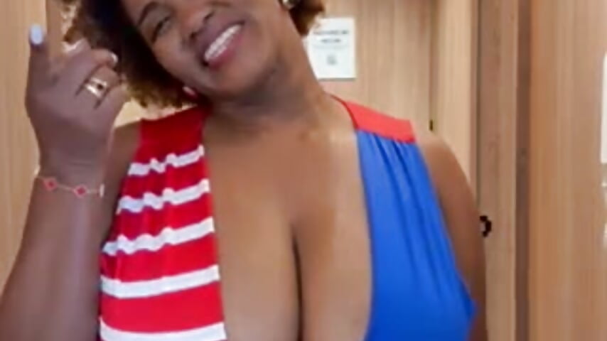 Happy 4th july❤️ - vídeo de la modelo de cam AliciaMiilf
