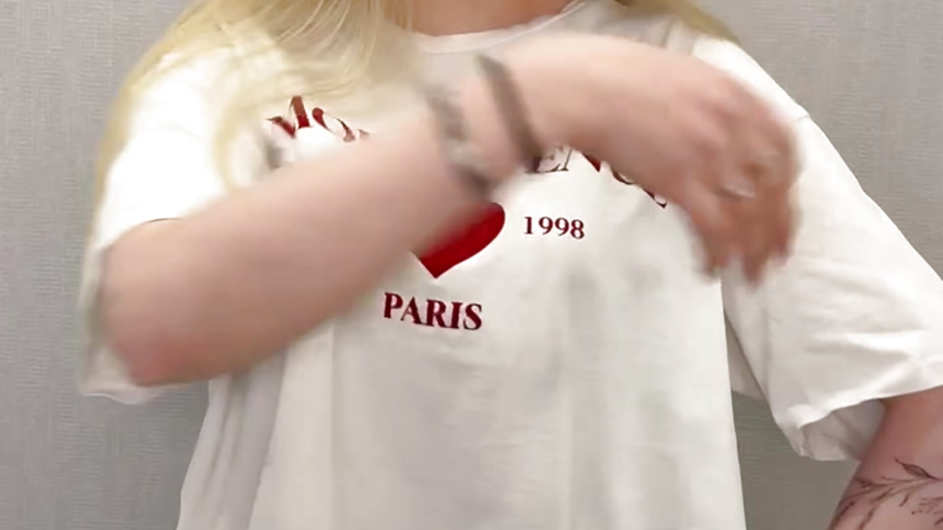 Hiii <3 - video by CarlaBono cam model