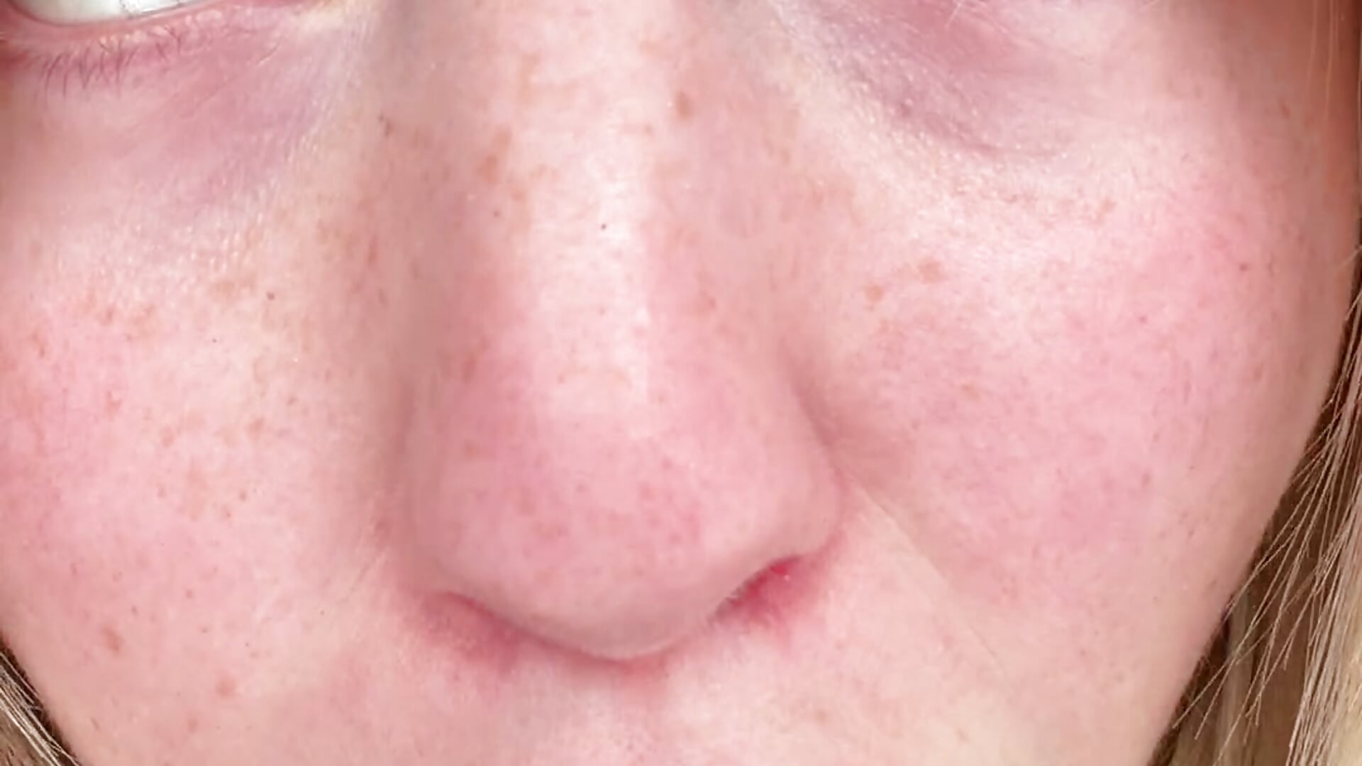 IT’s SO FUCKING BIG!!! I LOVE IT