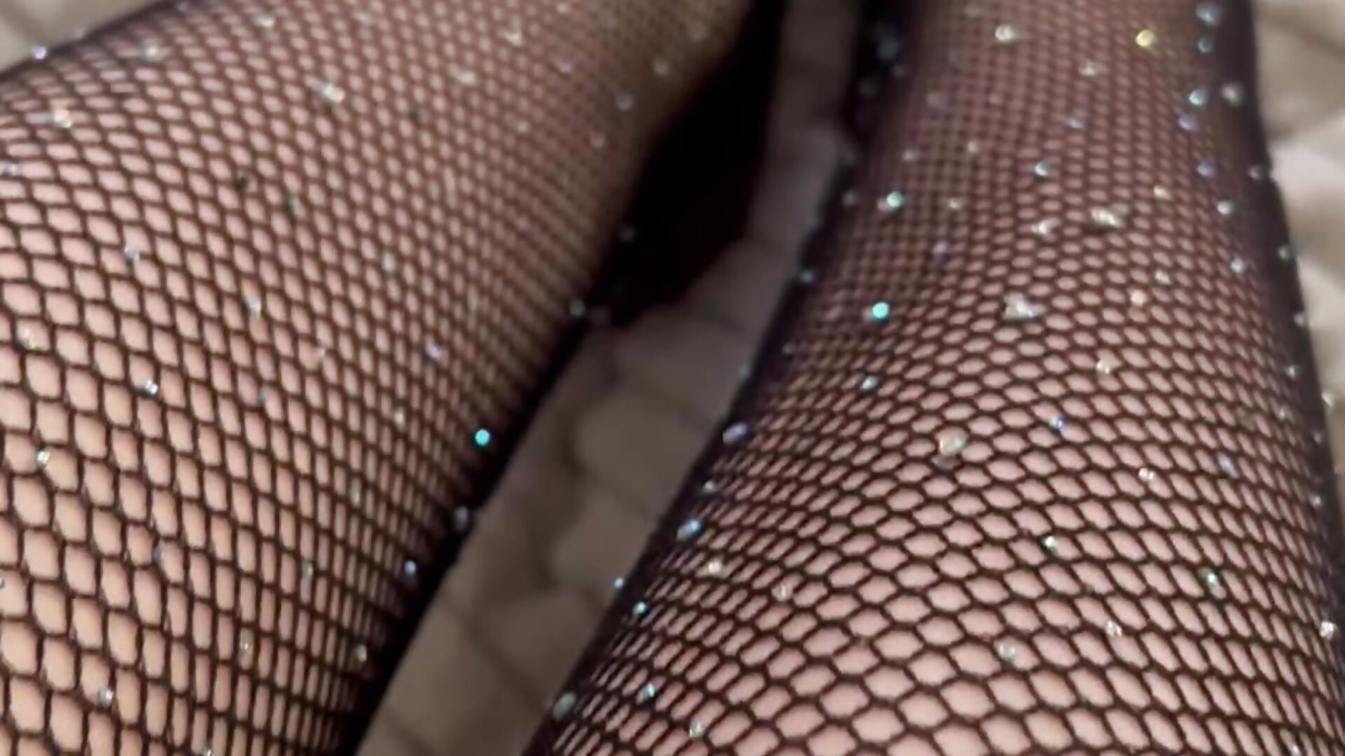 feet in tights - clip cu CutieBeauty model videochat