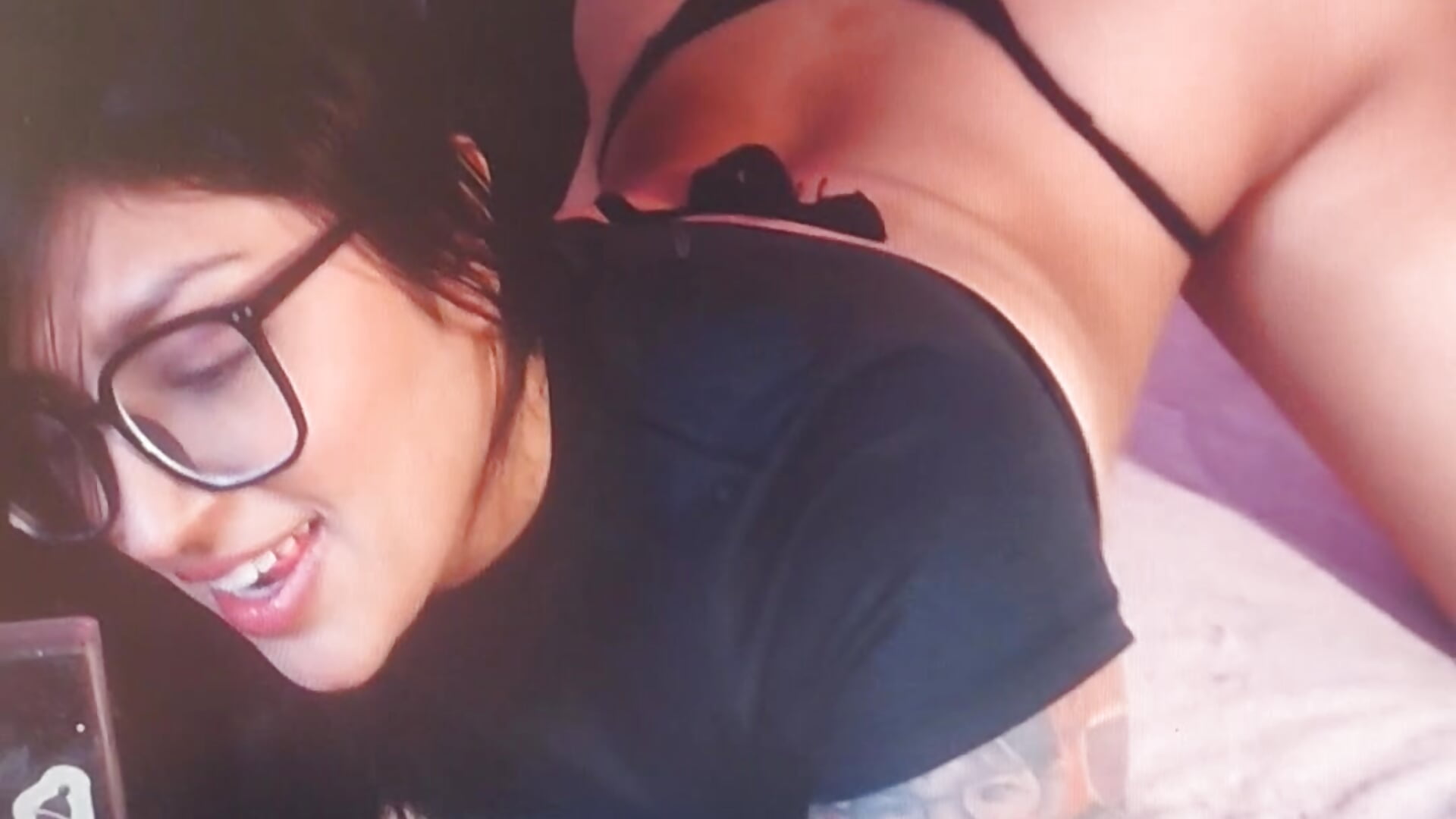 Bounce!! - video by MissDennise cam model