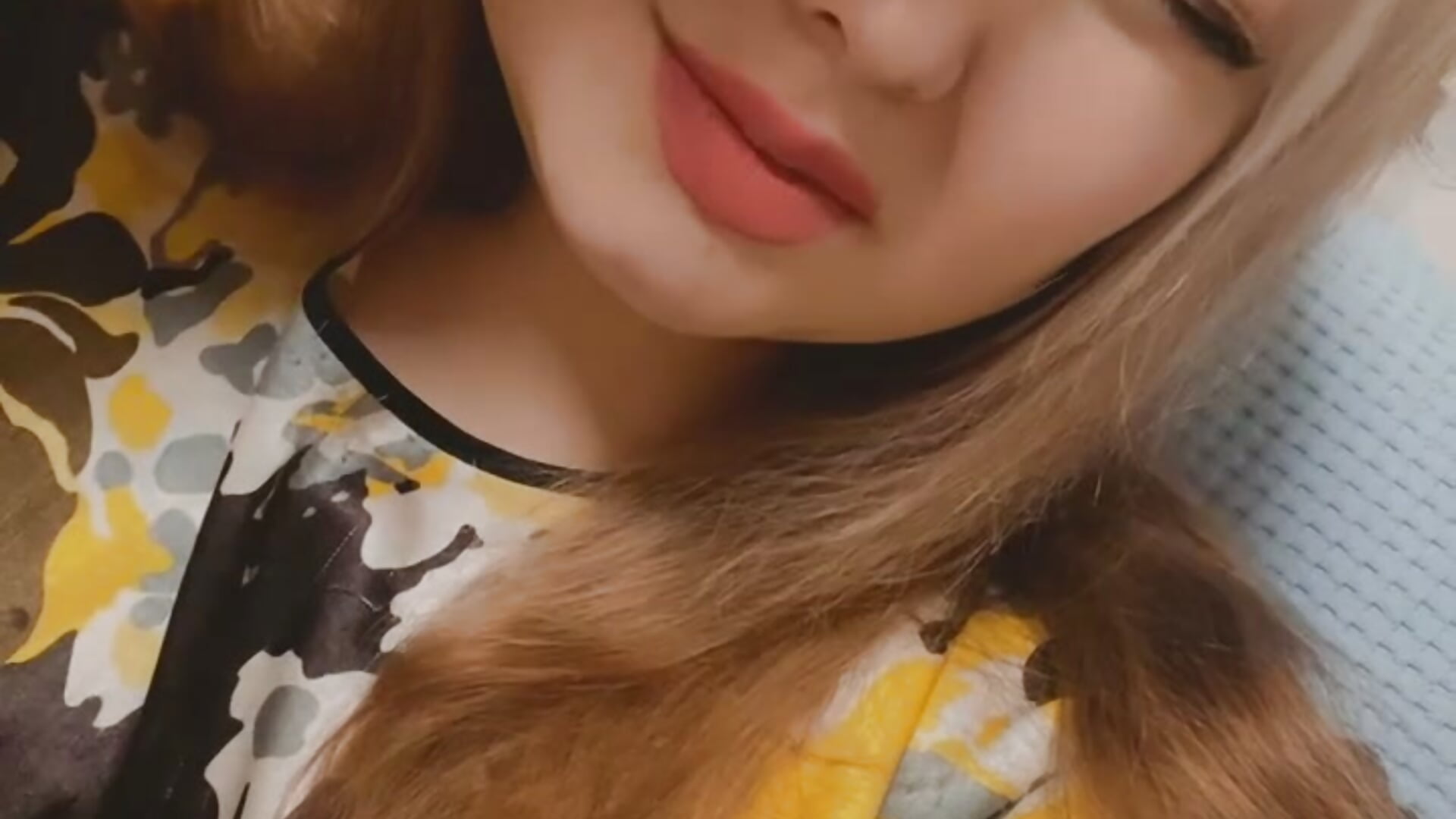 Smile - SofiaAdams 的视频