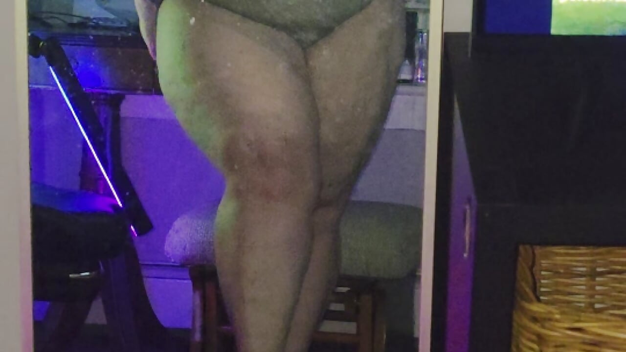 profile-intro-video-1791261960 - video by alexisj22 cam model