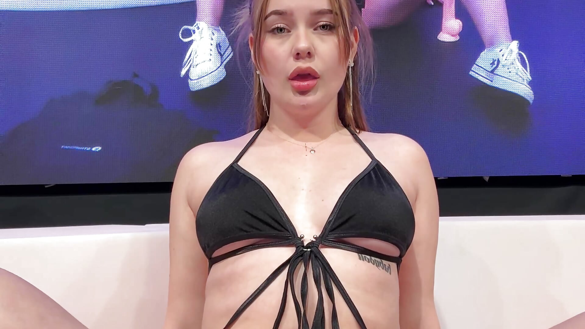 Venus Berlin 2025 Live on Stage Masturbation 1 - video by MaribelRiver cam model