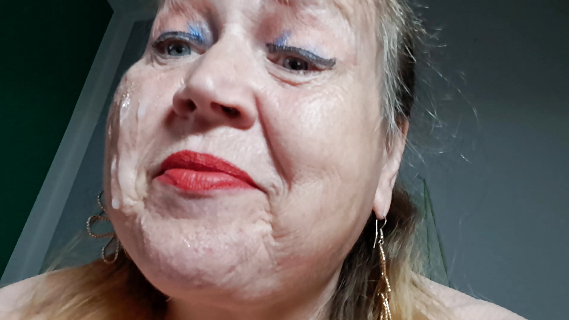 Facial (m)eines Dates - Der Bericht - video by Blasflittchen cam model