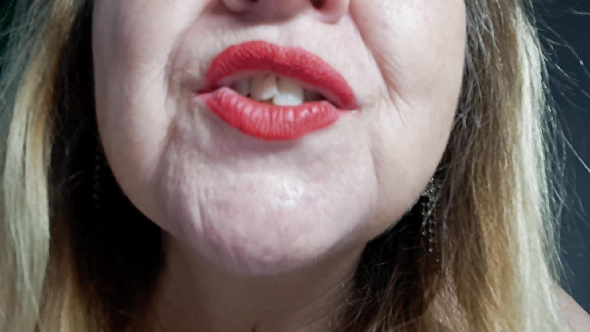 Mein Mund - (d)ein Fickmaul – video modela na kameri Blasflittchen