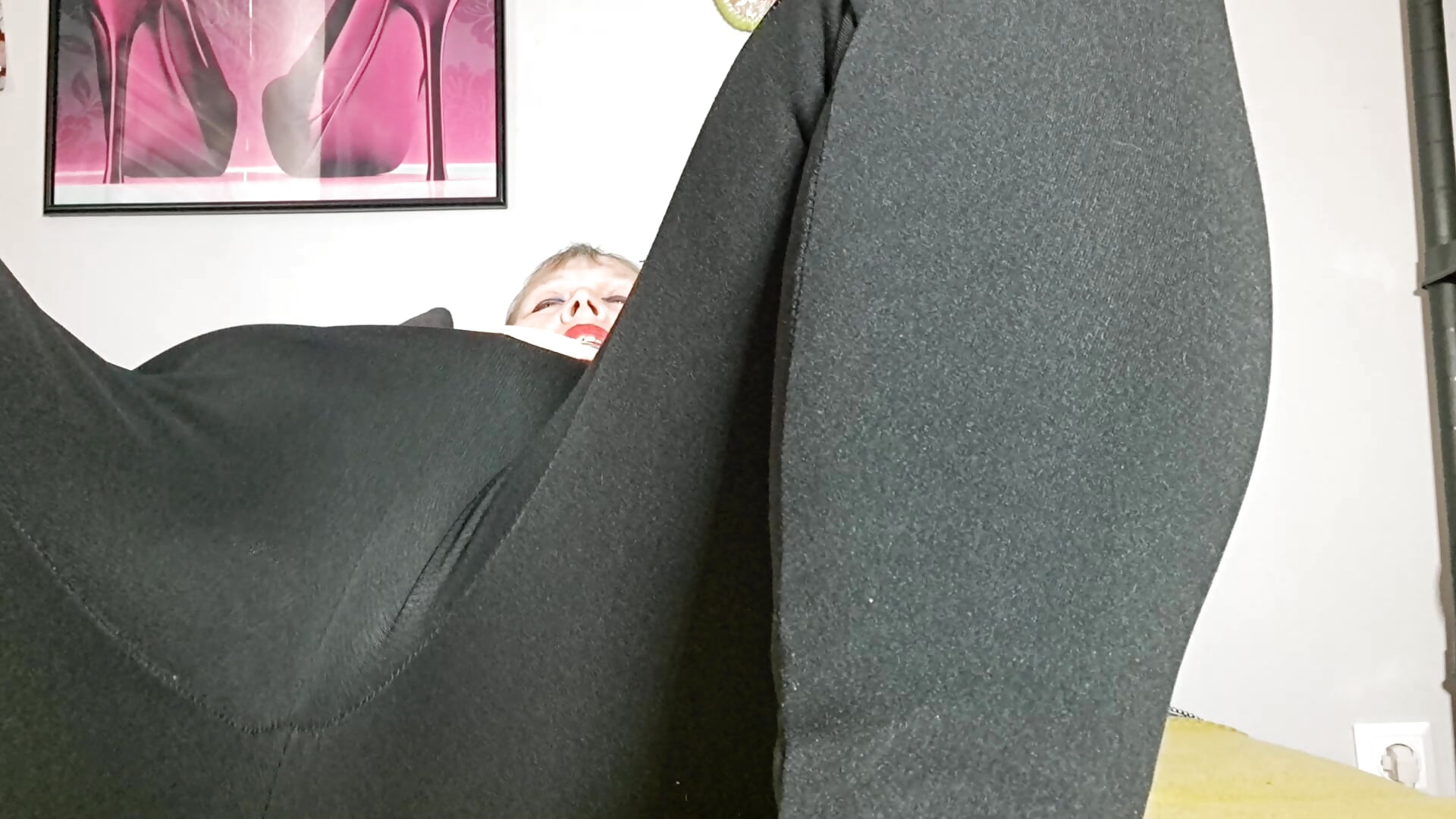 Fotzentalk beim Masturbieren - video by Blasflittchen cam model