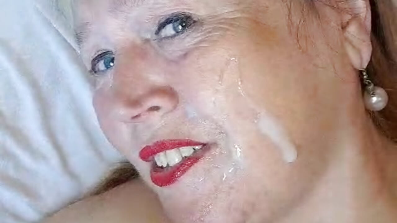 frisch die Fresse bespermt - video by Blasflittchen cam model