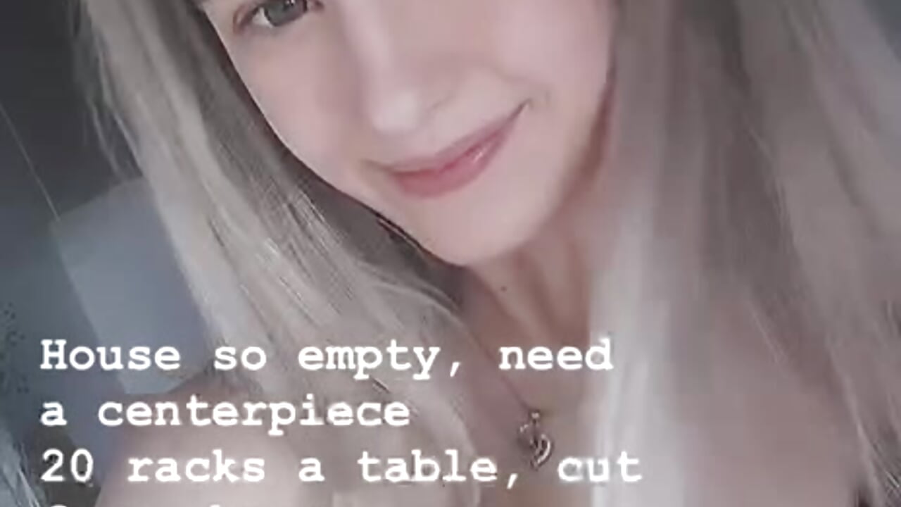 I like to experiment hehe >,<
