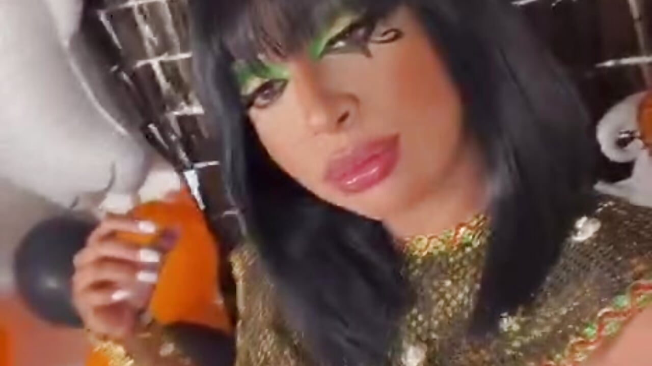 Cleopatra Room - charlottelover21 adlı kamera modelinin videosu