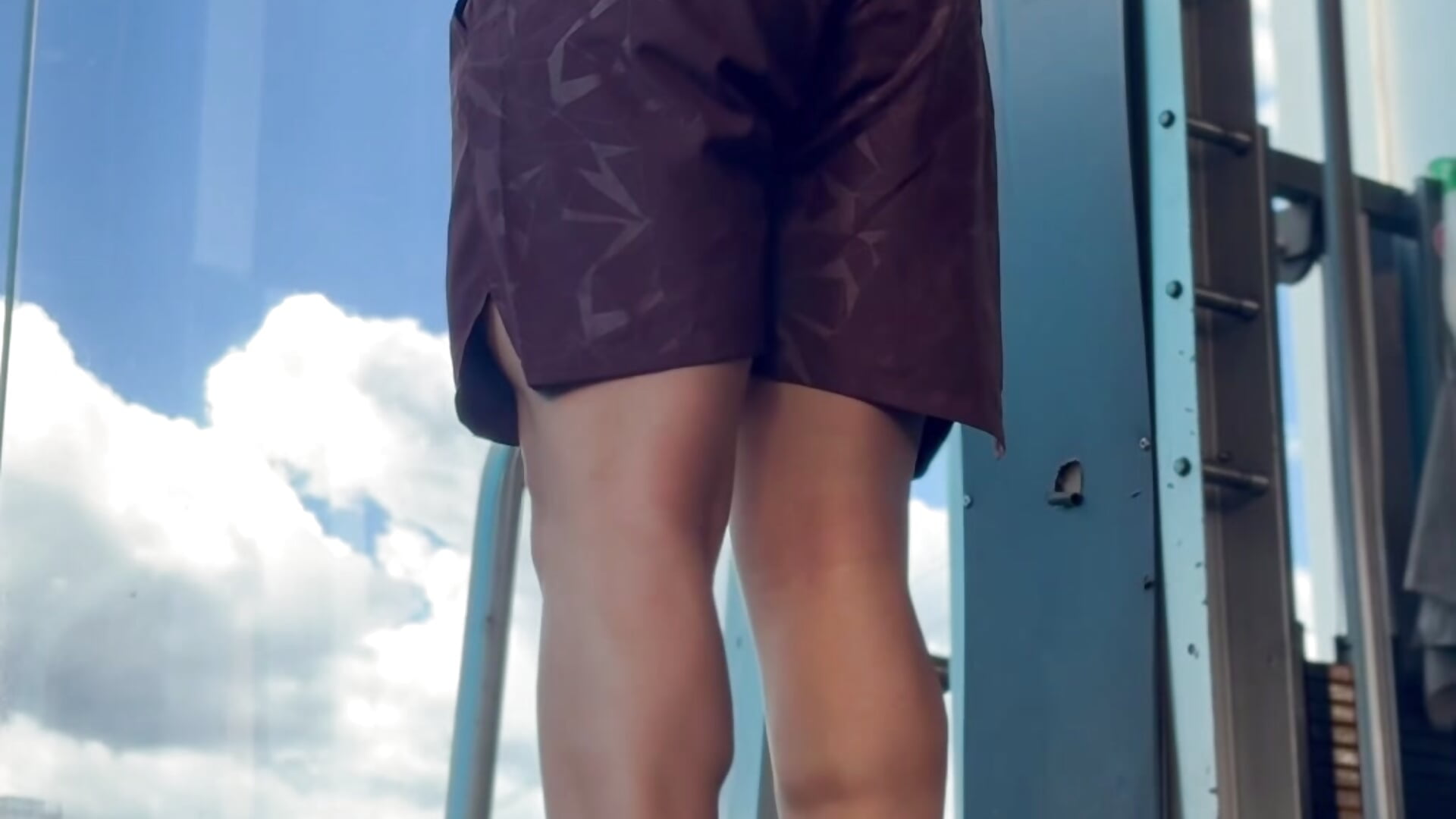Imagine doing squats naked ... - video van Niicky1_ cam-model