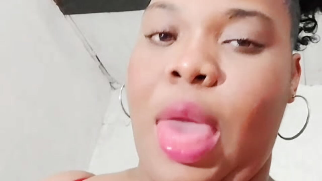 🐽😈 - סרטון של Breisy_bigboobs, דוגמן/ית מצלמה