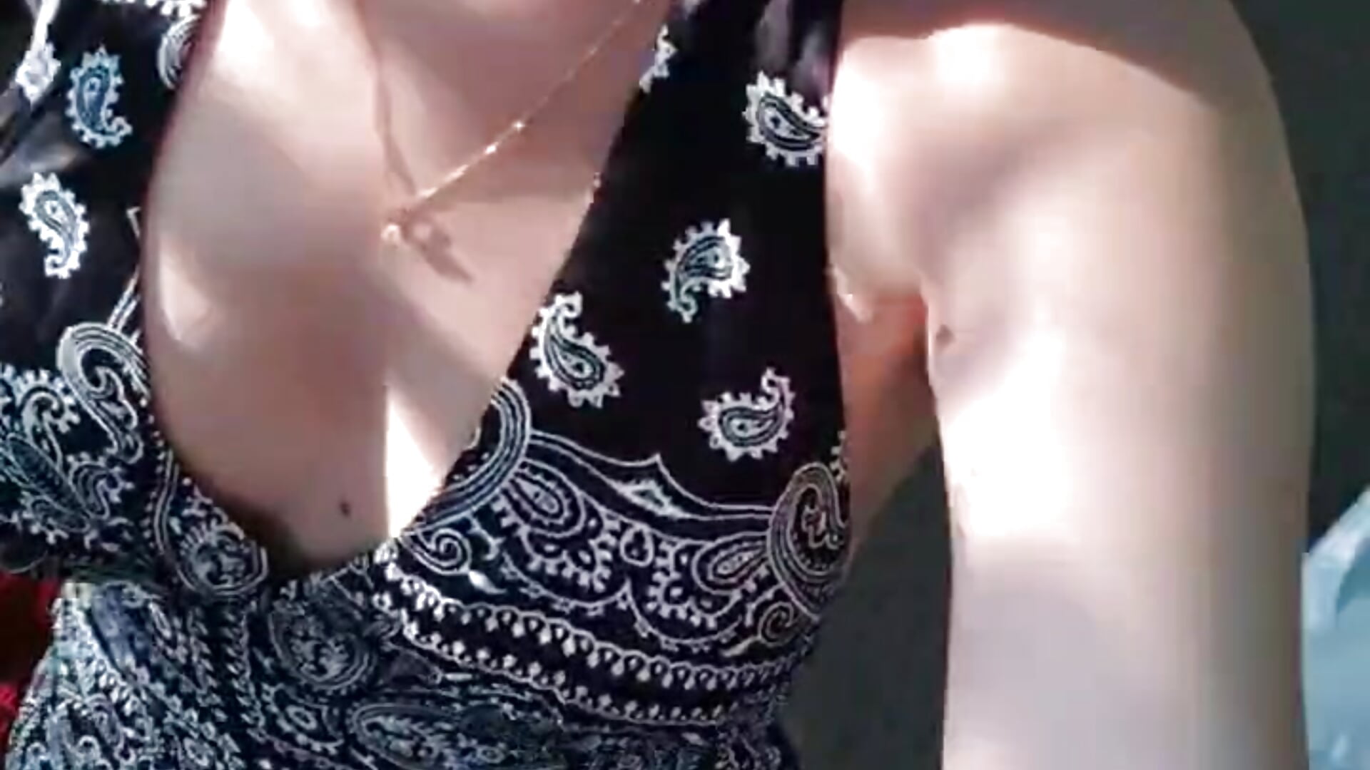 I'm waiting for a HORNY MAN ! – video modela na kameri Elza_kom