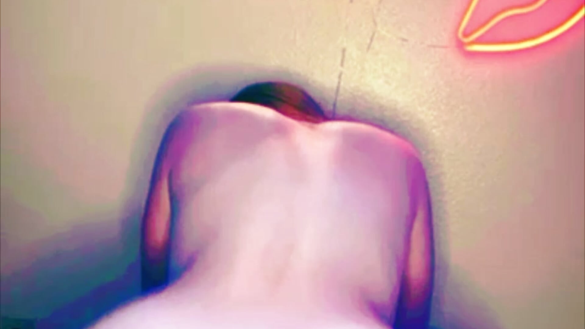 Pussy grips that dildo